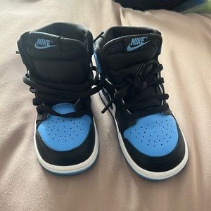 Kids blue Jordan's